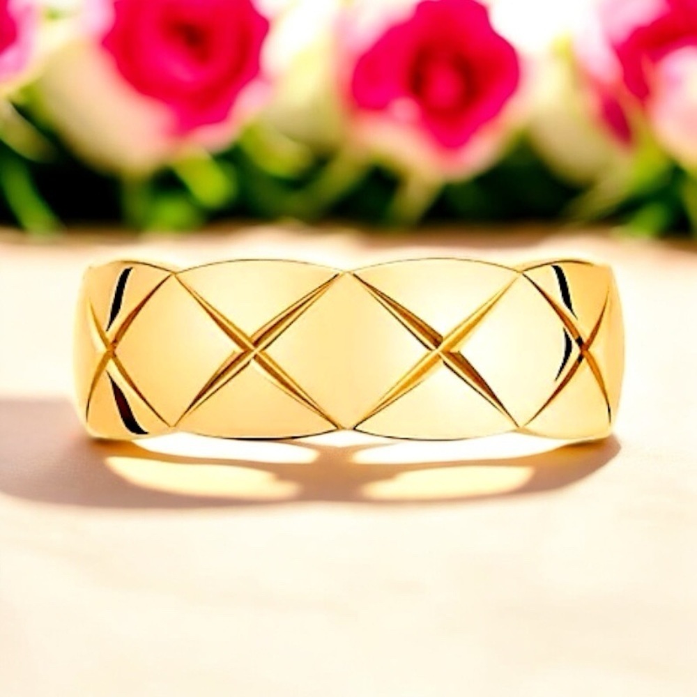Designer Channel Ring - Picture 5 of 9